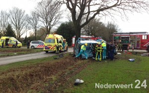 Traumahelikopter naar zwaar ongeval Zwarteboordweg Ospel 462
