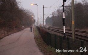 Spoorweg overgang Roermondseweg Weert 1401