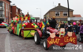 Carnavalsoptocht V.V. de Pinmaekers Nederweert 2013 1180