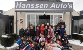 Basisschool De kerneel bezoekt Hanssen Auto