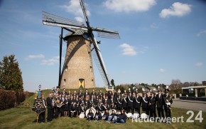 Zonnige jubileum dag voor Melodie der Peel in Ospel.