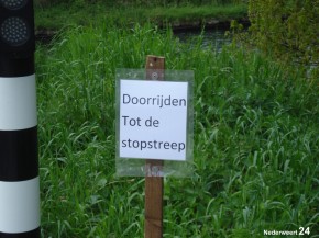 Bewoners lossen probleem stoplicht zelf op