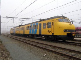 Politie houdt trein tegen