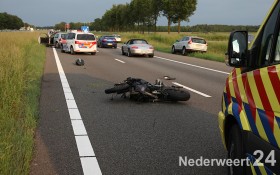 Motor vliegt over vangrail A2 Nederweert 2995