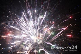 Vuurwerk tijdens opening Brug 15 en Kermis Nederweert