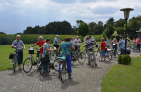 Fietstocht 55+ Ospeldijk van start