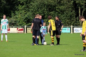 Eindse Boys tegen SV Leveroy