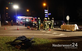 Ongeval twee personenauto's frontaal op alkaar op Walk Heuythuysen