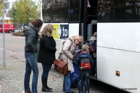 De Tweesprong met bus naar school