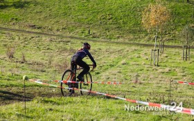 Anne Schumacher tijdens Wielrennen in Weert