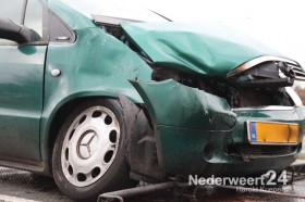 Ongeval Randweg Zuid - Staterweg Nederweert auto bus