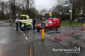 Ongeval fietser auto Sint Maartenslaan Weert