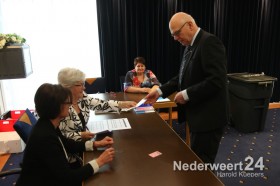 Burgemeester stemt Gemeentehuis Nederweert