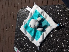 Knuffel in binnenstad Weert