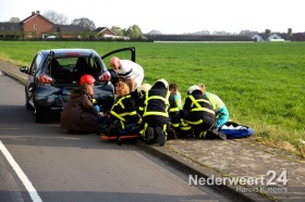 Ongeval Kruisstraat - Eind Nederweert eind, twee auto's achter op elkaar