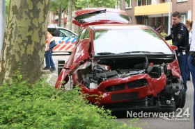 Ongeval met personenbusje auto Weert 1