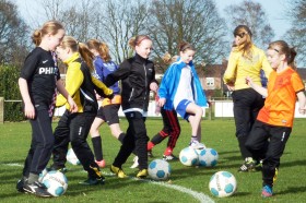 meiden voetbal training