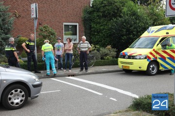 Ongeval fietsster met auto op kruising Houtmolen  4