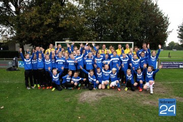 Voetbal clinic Nederweert groepsfoto