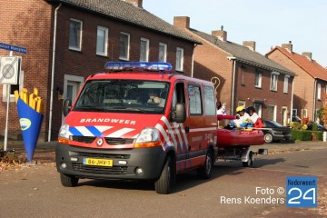 brandweer met sinterklaas