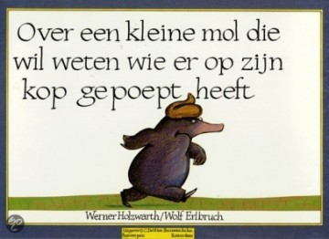 Wethouder Mackus leest voor