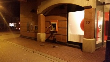 plofkraak pinautomaat weert