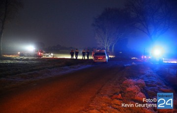 1politie schiet op gestolen auto Ospel