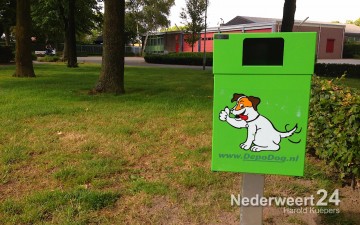 Hondenpoep afvalbakken geplaatst in Nederweert