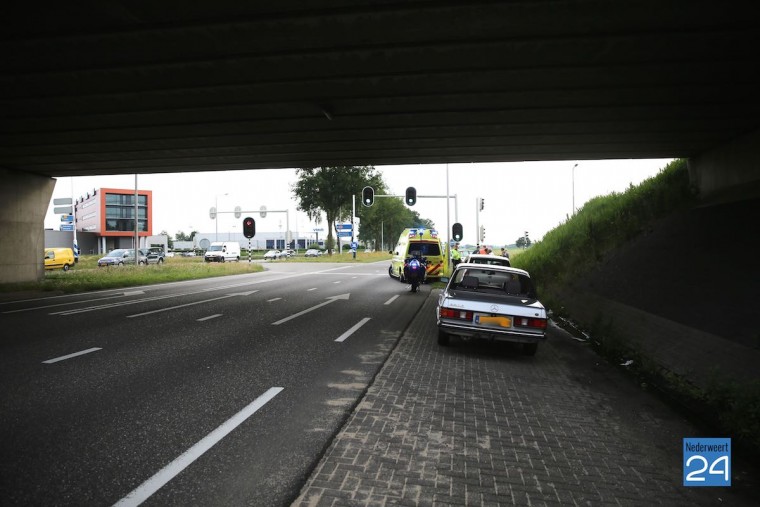 kop-staart botsing Ringbaan Nederweert 4533