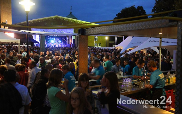Festeynder-plein-Nederweert-Eind