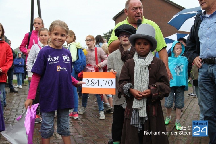 Wandelvierdaagse Nederweert 2015 donderdag 5687