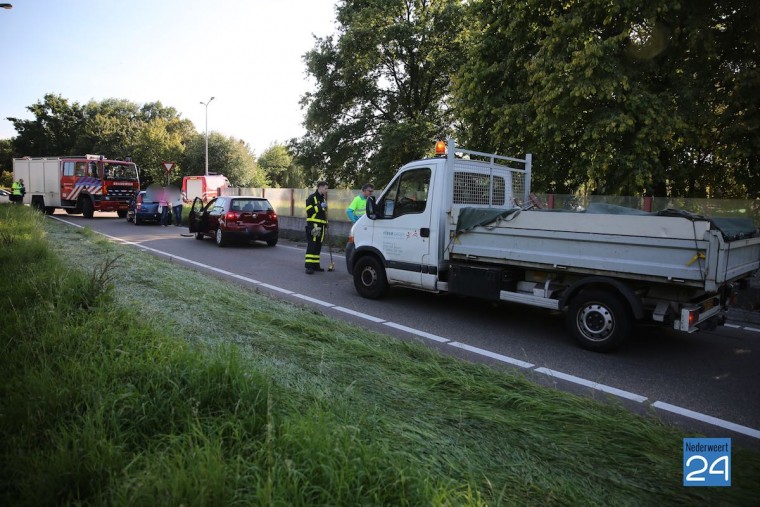 Ongeval rotonde Molenakkerdreef Ringbaan Oost Weert 6328
