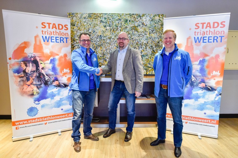 Kpn tekent samenwerkingsovereenkomst met Stadstriathlon Weert