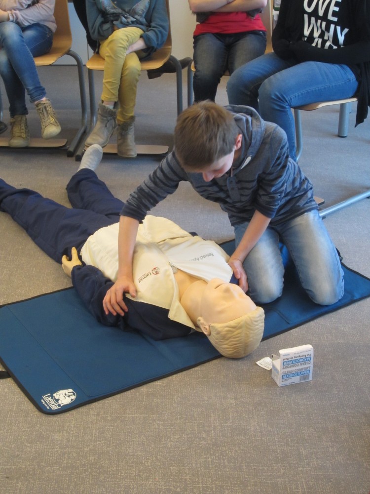 Reanimatie les voor groep 8 3