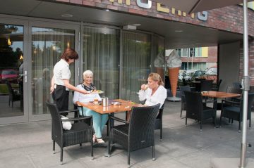 Gasterij de Ontmoeting, zorgcentrum St. Joseph in Nederweert terras