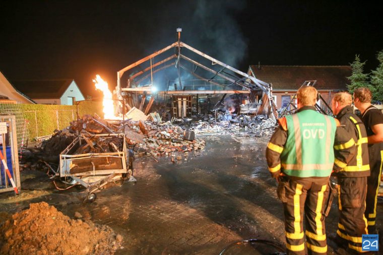 2016_07_16 Grote brand Steutenweg Nederweert-Eind-2