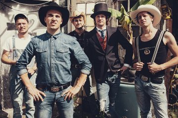 hillbillymoonshiners_by_ Marcel Zuurmond