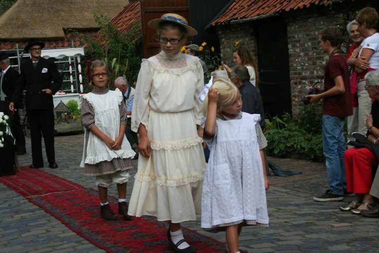 historische modeshow in Eynderhoof 2