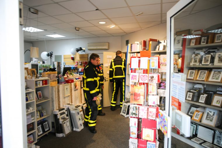 persoon-op-wc-foto-nederweert-1