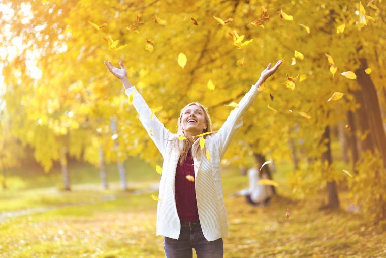 vrouw-in-zon-lisette-poell