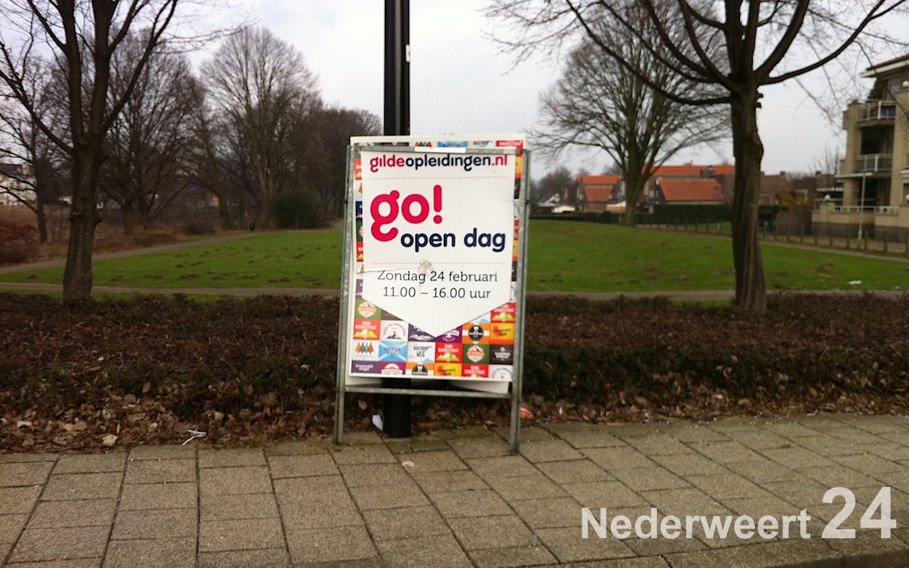 Reclameborden Nederweert 1254