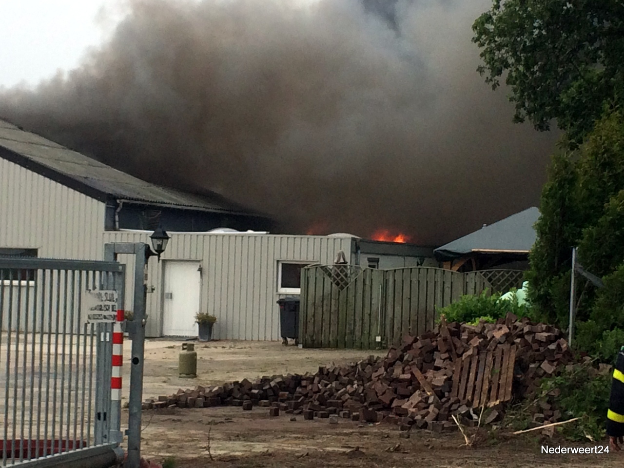 Grote brand in Grashoek