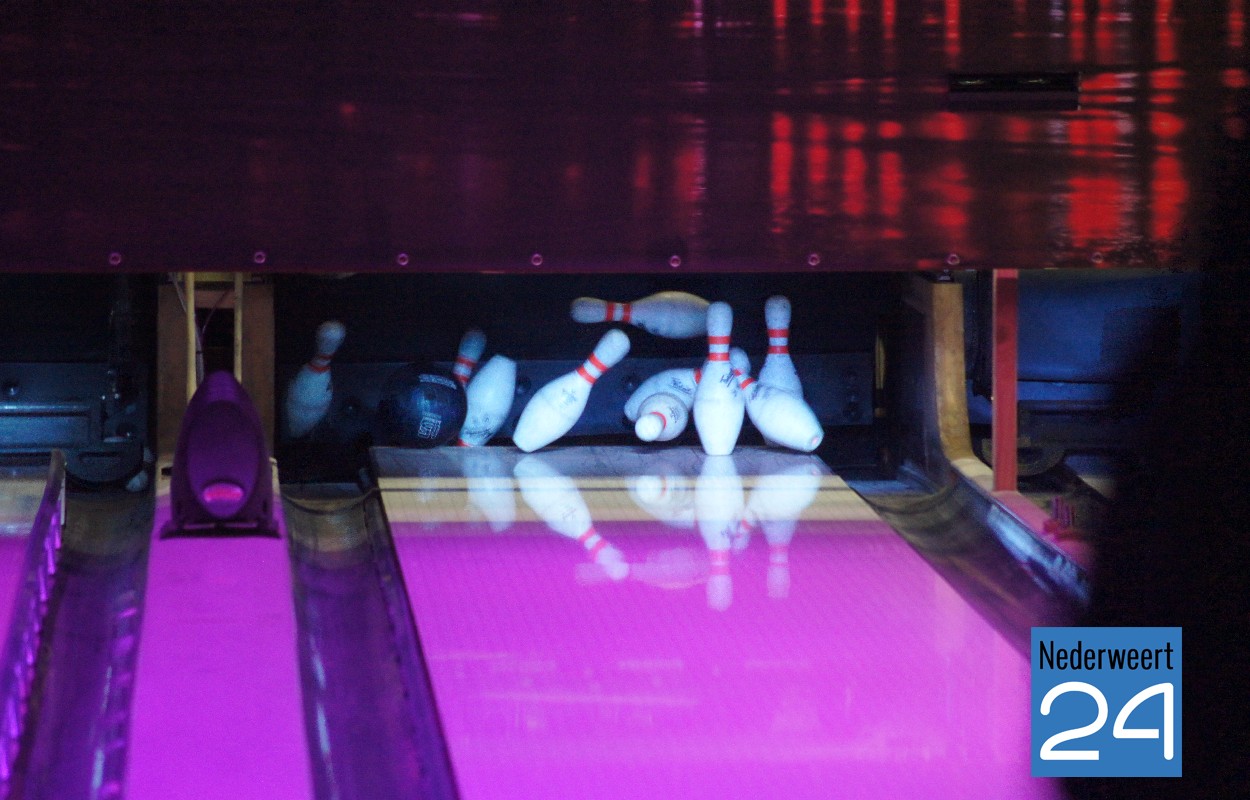 Testmiddag bowlingbaan Pins & Pints
