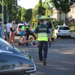 scooter botst tegen auto in Weert