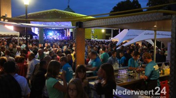 Festeynder-plein-Nederweert-Eind