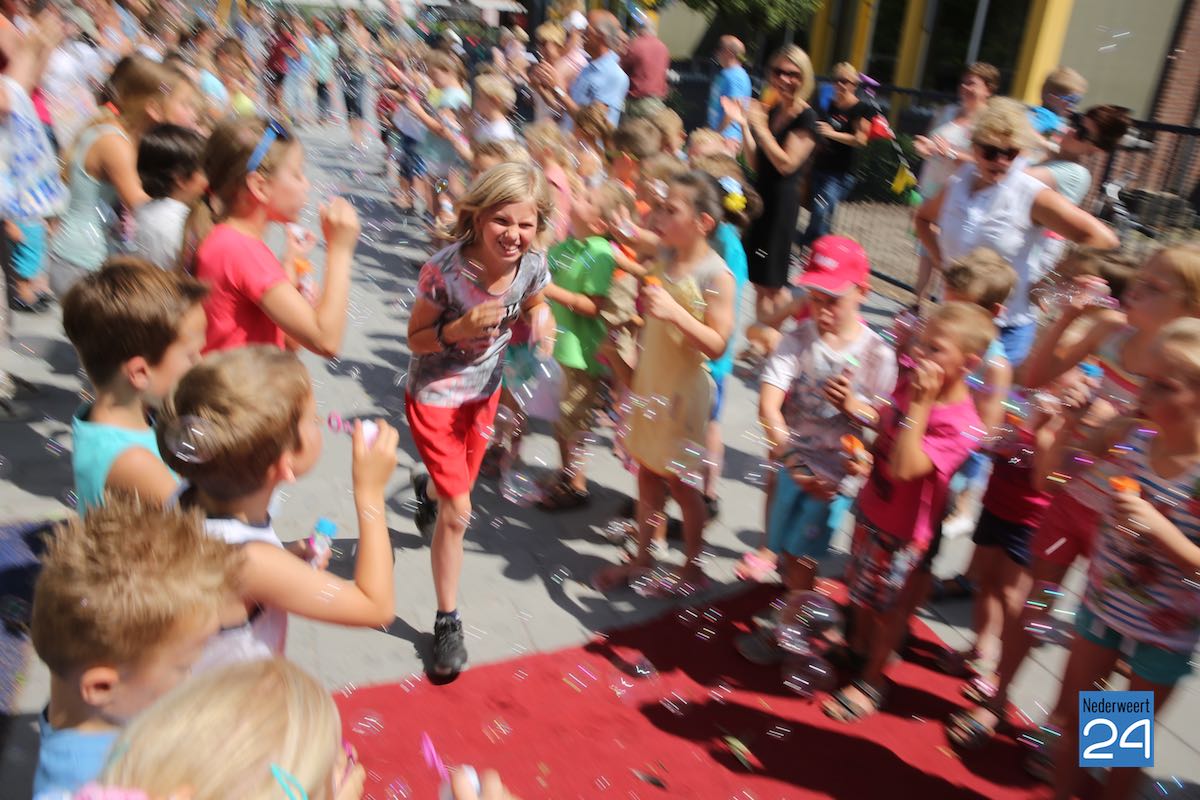 Een lach en een traan op Budschop