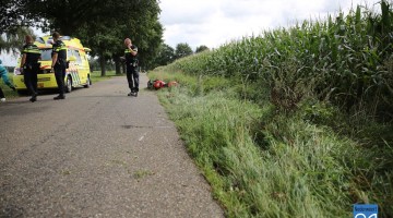 Motorrijder gewond Leveroysedijk 5776