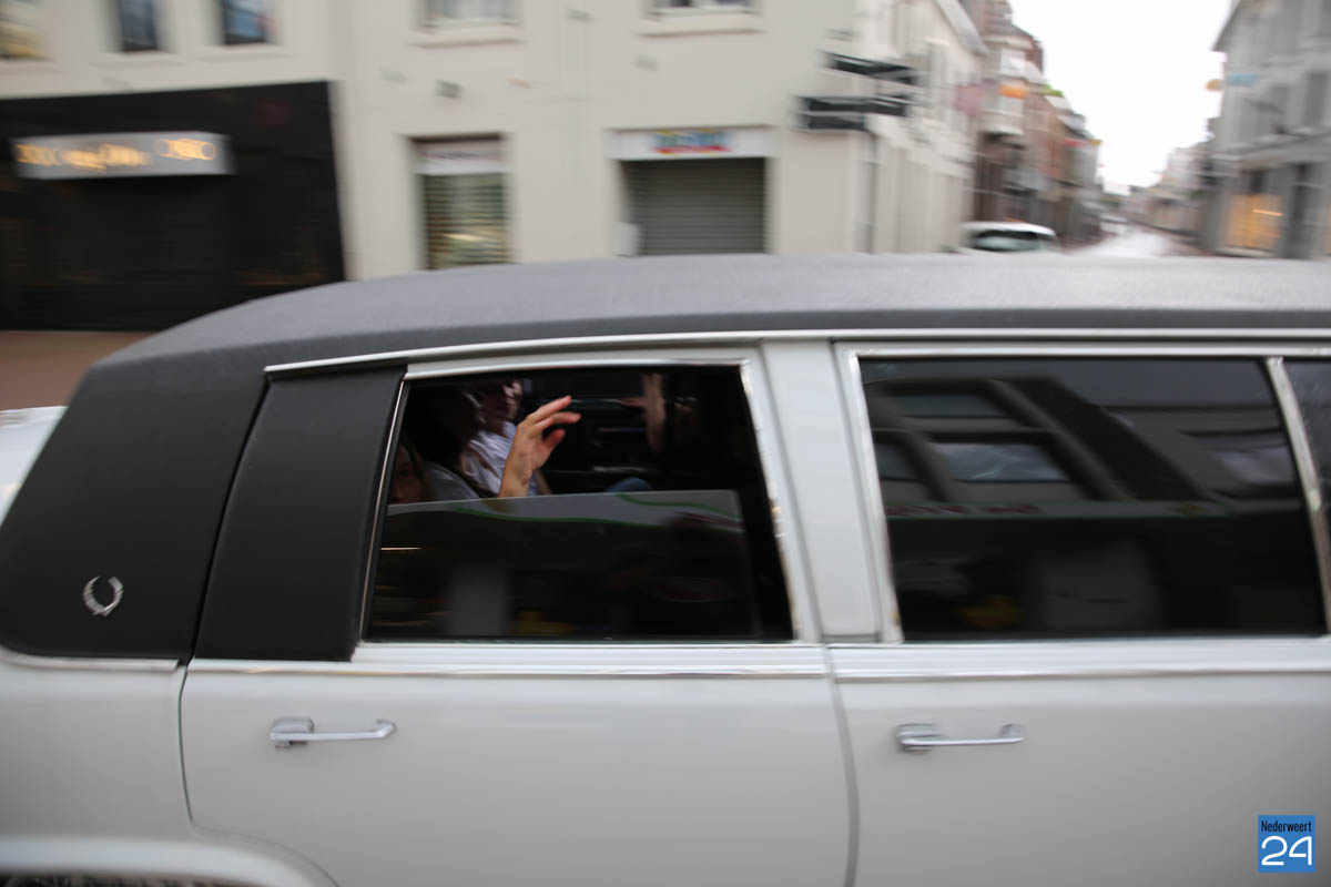 Jennifer gaat werken bij heropende Brownies & downieS Weert Nederweert24