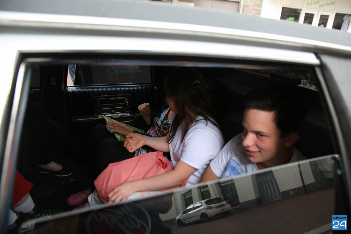 Jennifer gaat werken bij heropende Brownies & downieS Weert Nederweert24