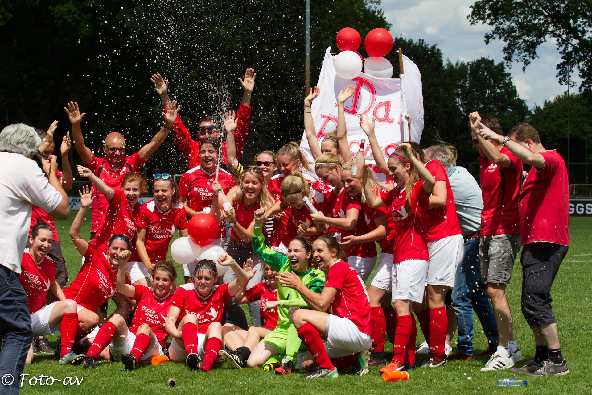Promotie voor dames SV Leveroy - Nederweert24 (Blog)
